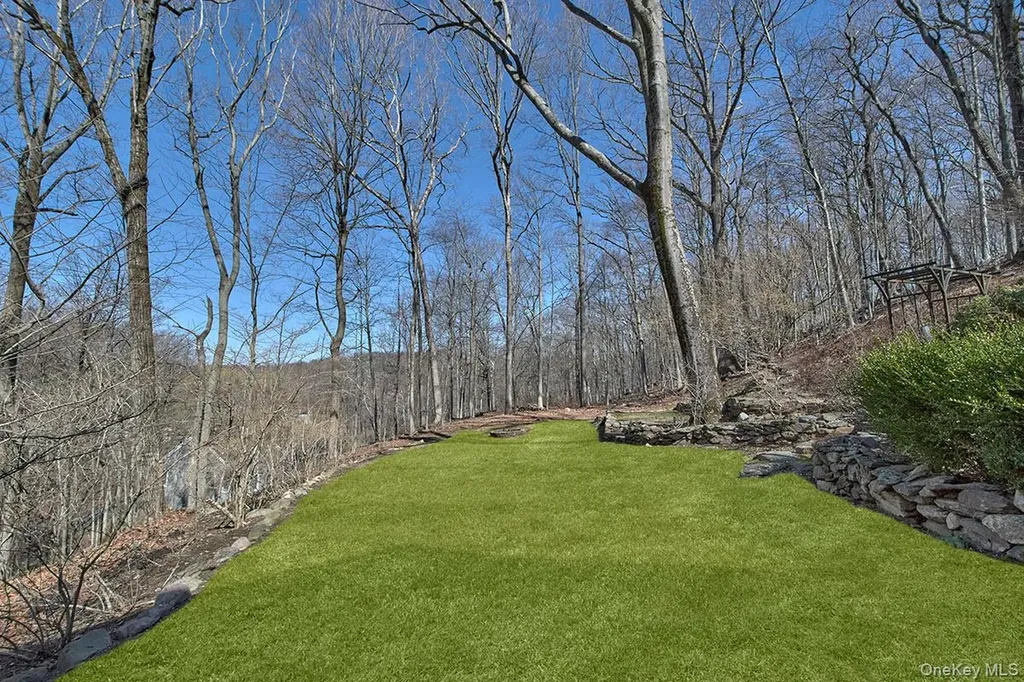 25 Longview Lane Chappaqua NY 10514