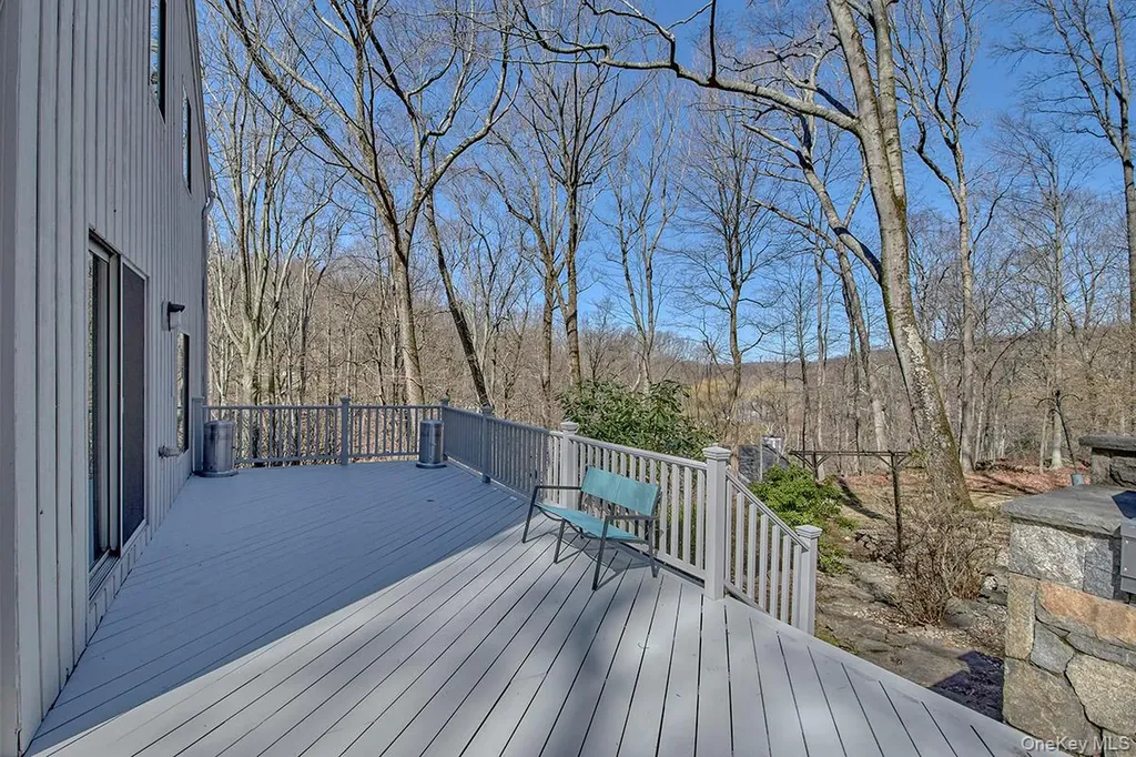 25 Longview Lane Chappaqua NY 10514