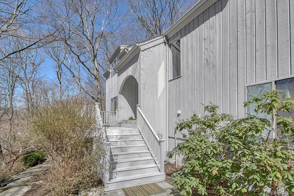 25 Longview Lane Chappaqua NY 10514