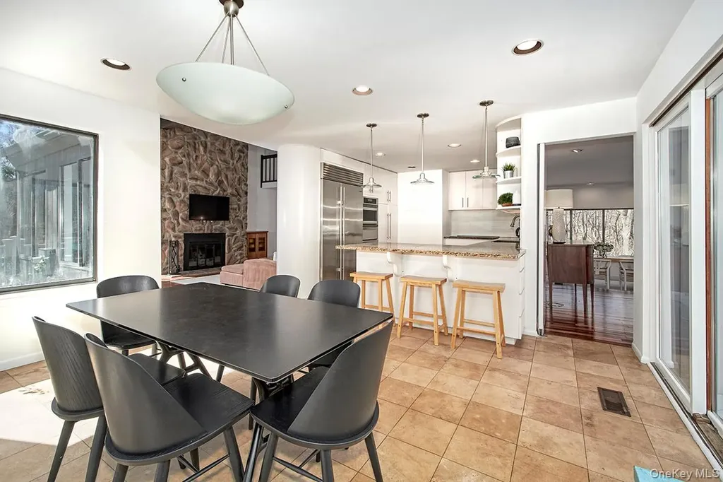 25 Longview Lane Chappaqua NY 10514