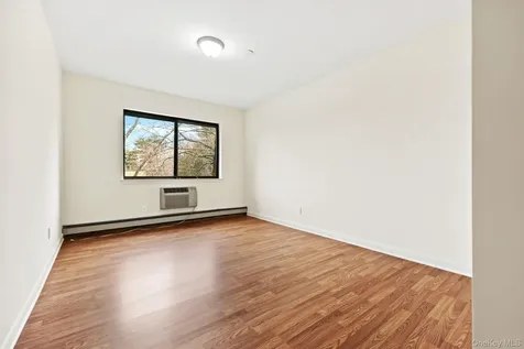 508 Central Park Avenue Scarsdale NY 10583