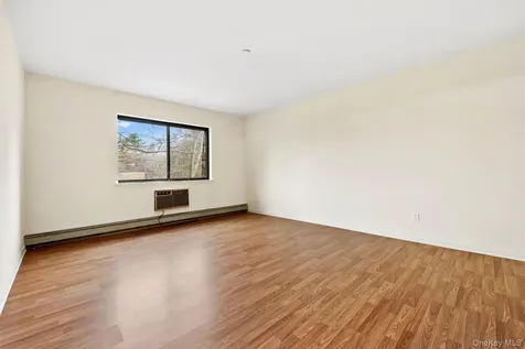 508 Central Park Avenue Scarsdale NY 10583