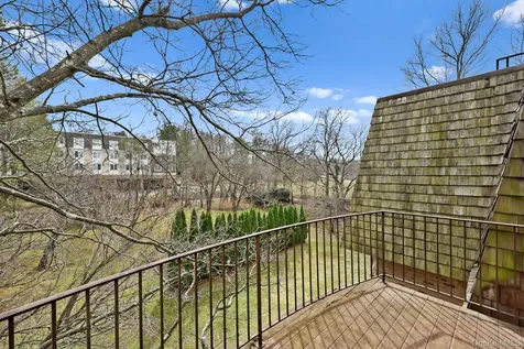 508 Central Park Avenue Scarsdale NY 10583