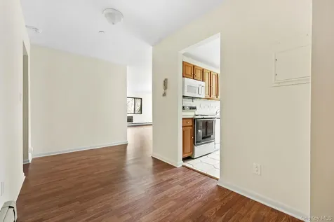 508 Central Park Avenue Scarsdale NY 10583