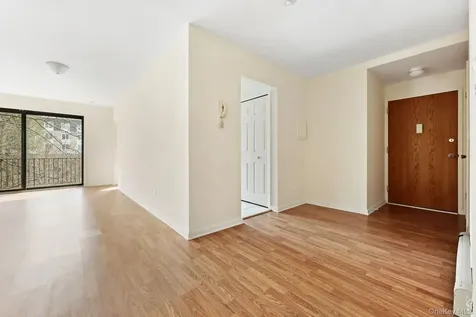 508 Central Park Avenue Scarsdale NY 10583