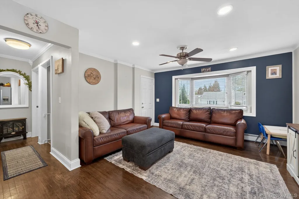 49 Maple Drive Deer Park NY 11729
