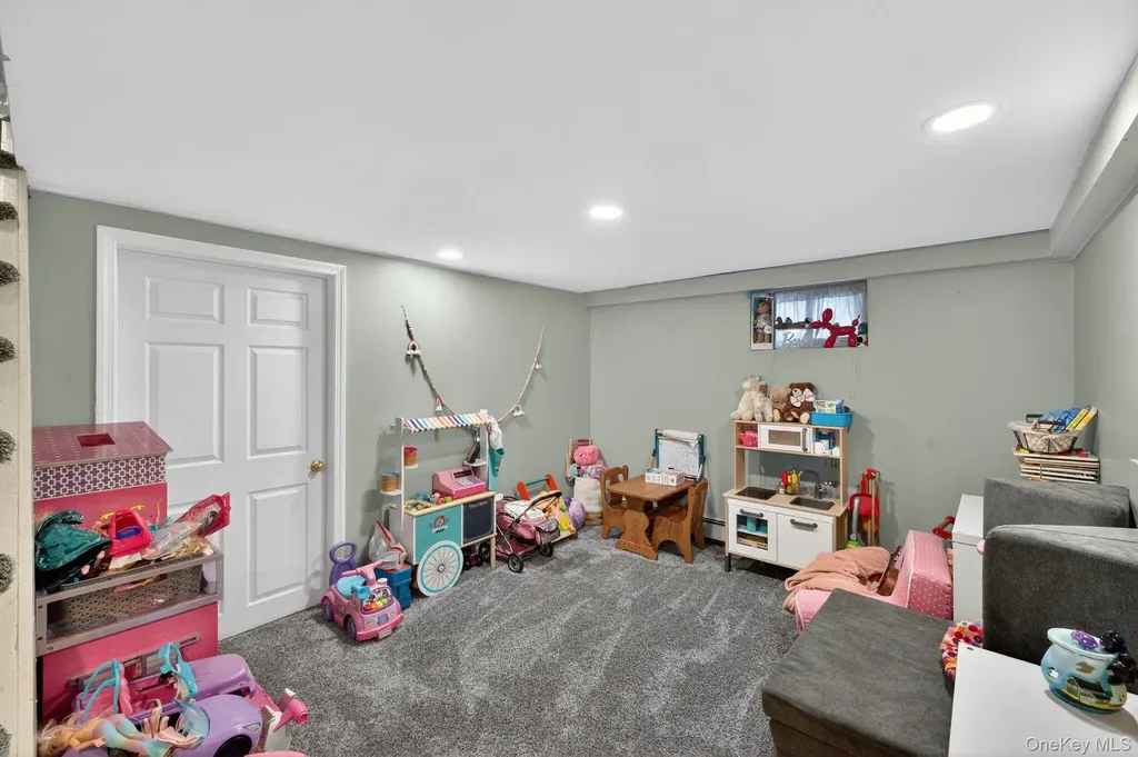49 Maple Drive Deer Park NY 11729