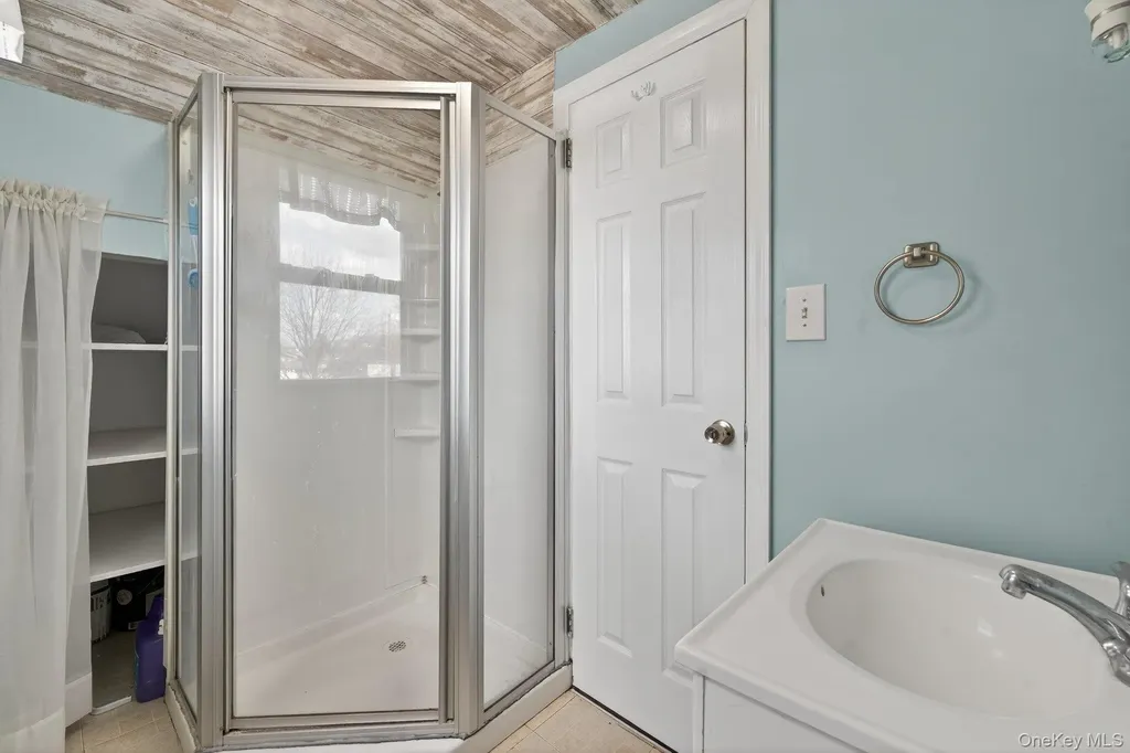 49 Maple Drive Deer Park NY 11729