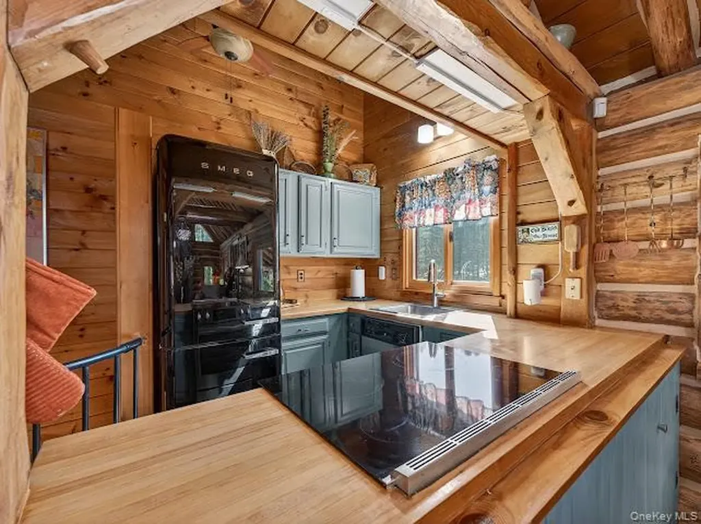 56 Beaver Brook Road Yulan NY 12792