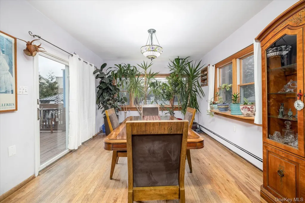 3305 4th Street Oceanside NY 11572