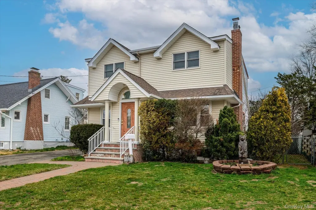 3305 4th Street Oceanside NY 11572