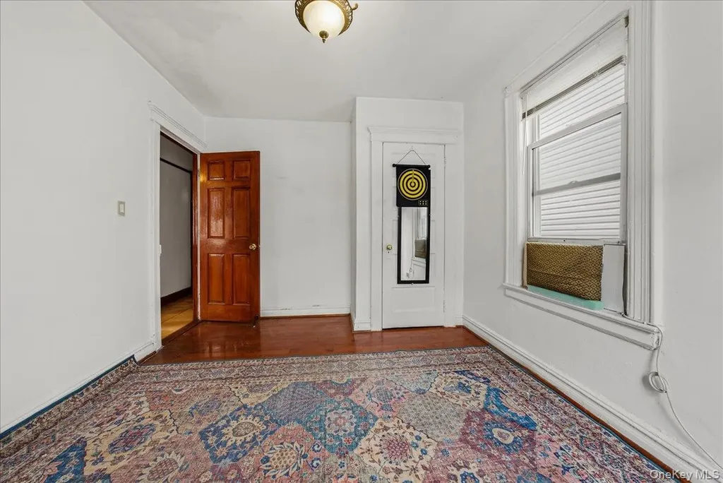 2304 Glebe Avenue Bronx NY 10462