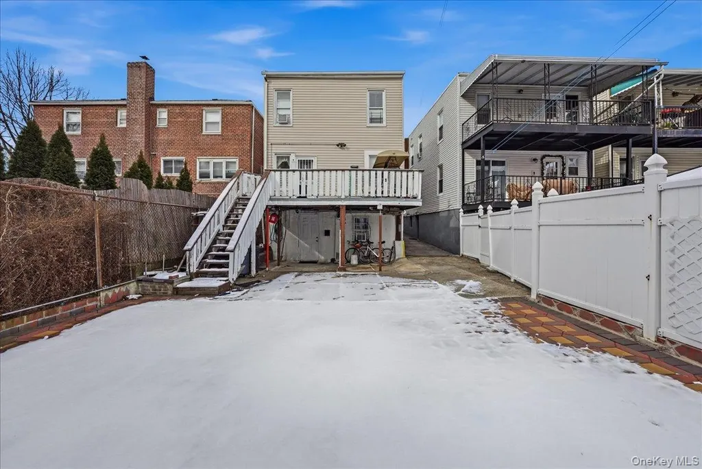 2304 Glebe Avenue Bronx NY 10462