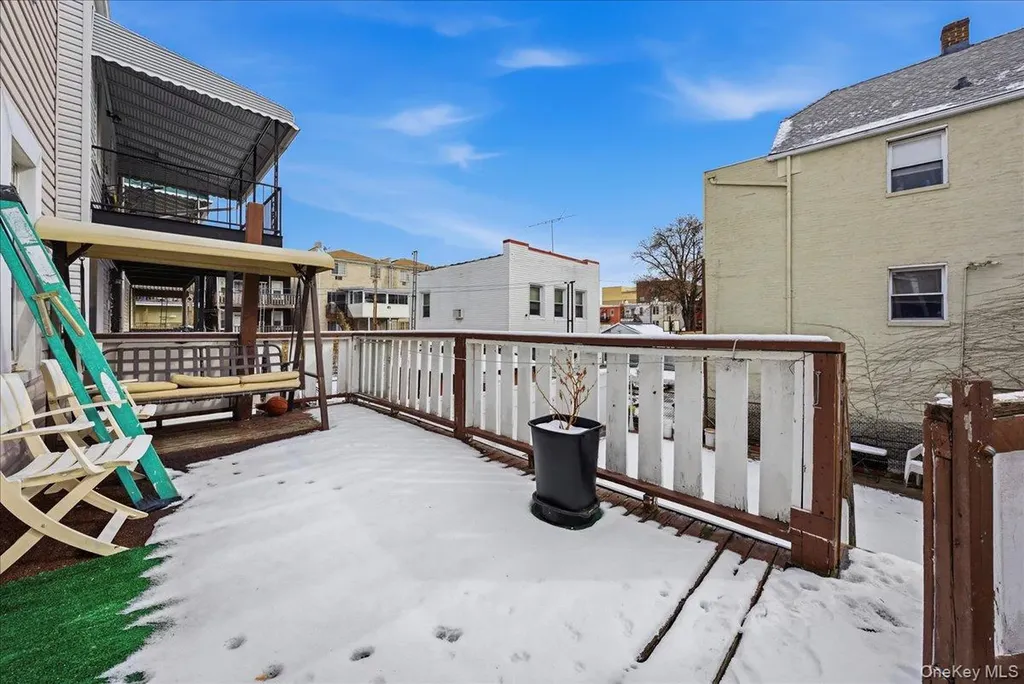2304 Glebe Avenue Bronx NY 10462