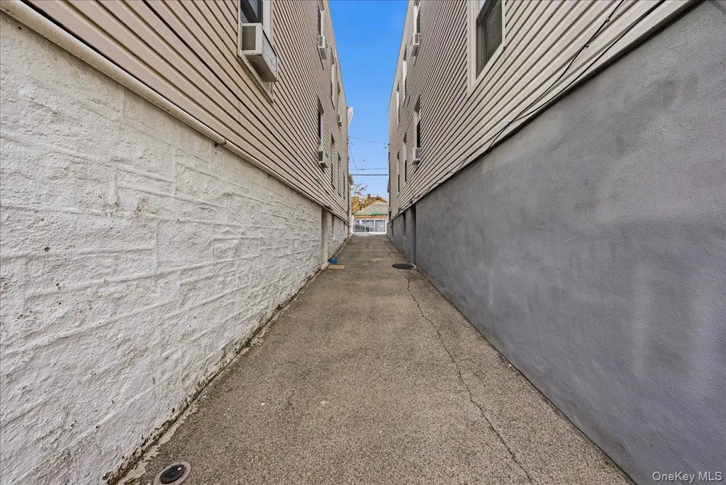 2304 Glebe Avenue Bronx NY 10462