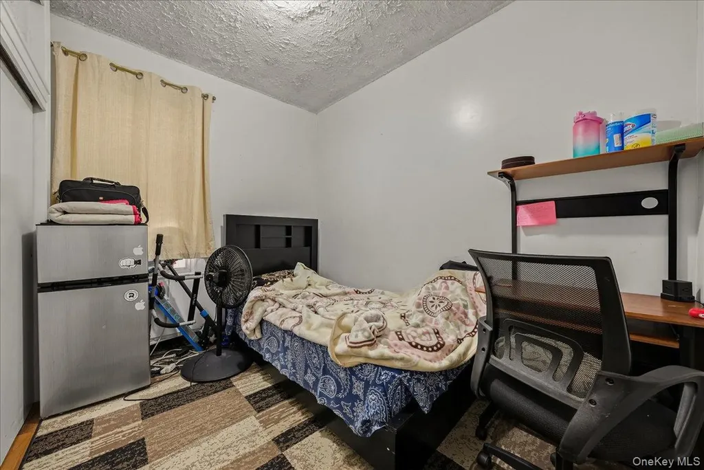2304 Glebe Avenue Bronx NY 10462