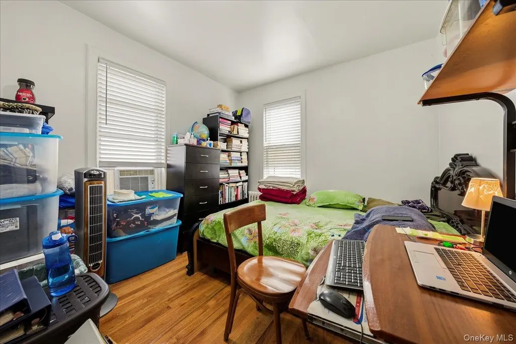 2304 Glebe Avenue Bronx NY 10462