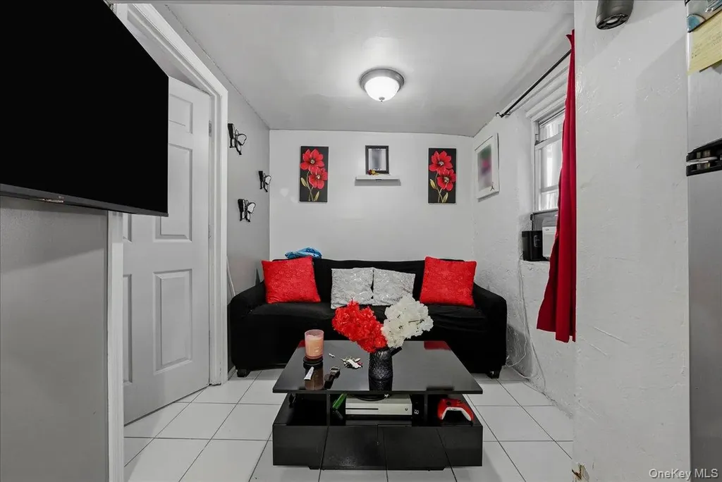 2304 Glebe Avenue Bronx NY 10462