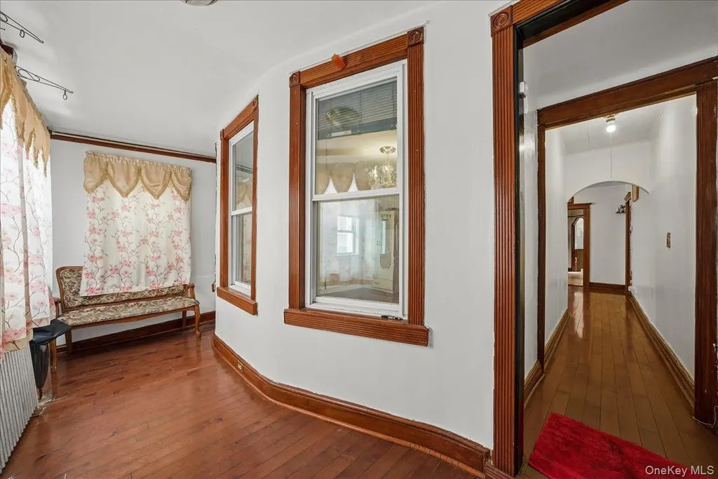 2304 Glebe Avenue Bronx NY 10462