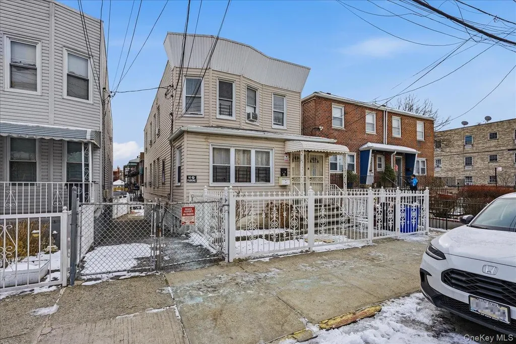 2304 Glebe Avenue Bronx NY 10462