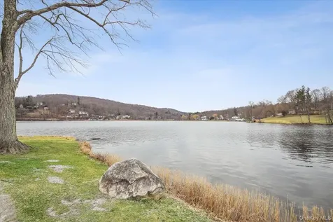 32 Stanwich Road Carmel NY 10512