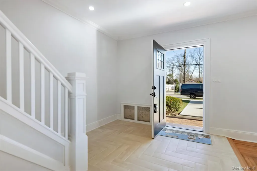 120 Lena Avenue Freeport NY 11520
