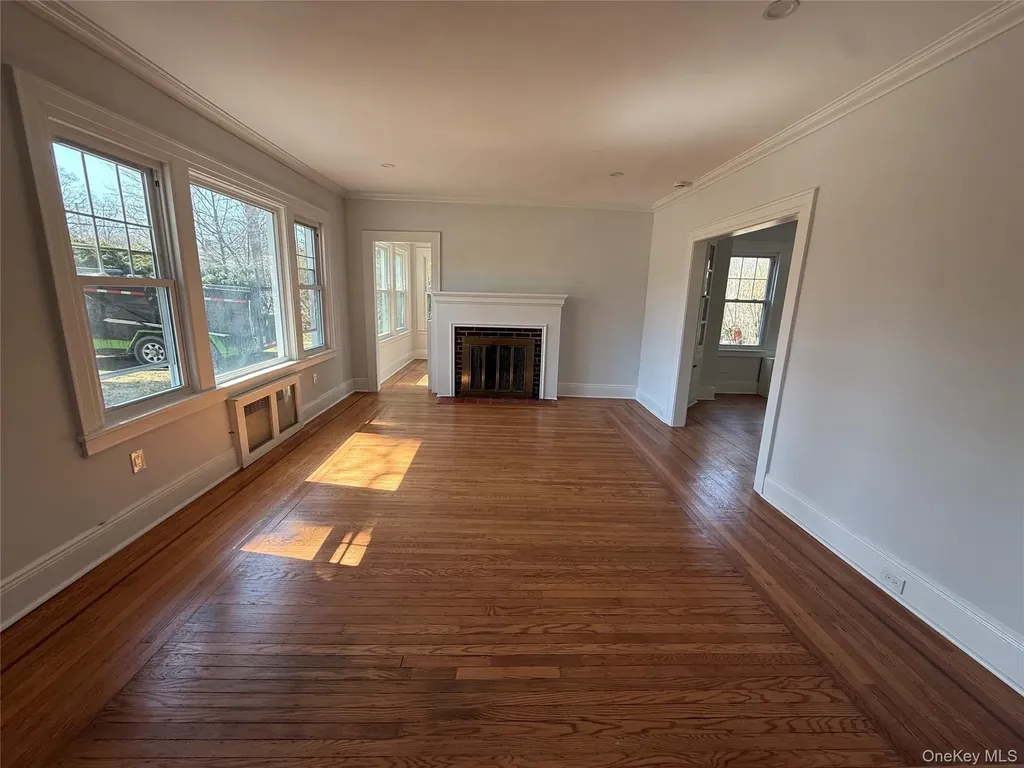 120 Lena Avenue Freeport NY 11520