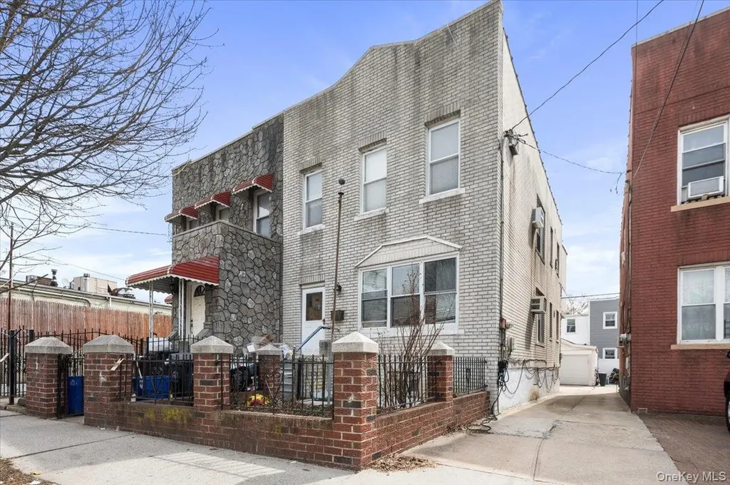 2882 Miles Avenue Bronx NY 10465
