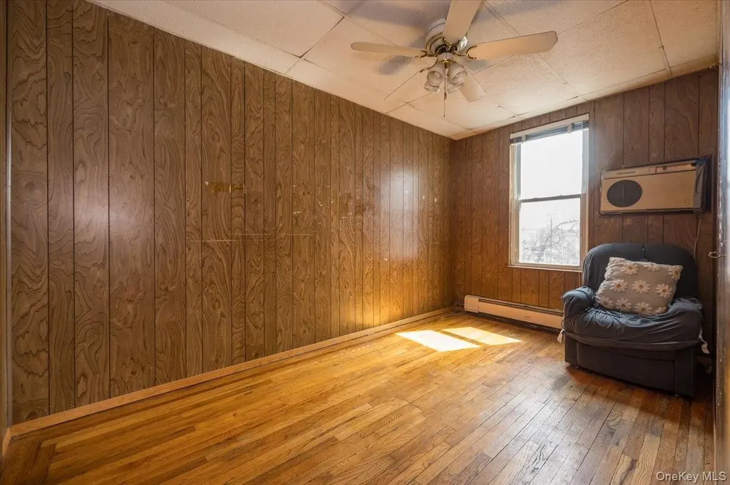 2882 Miles Avenue Bronx NY 10465