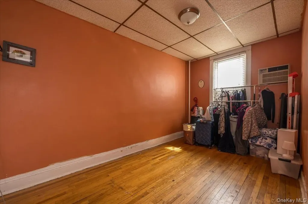 2882 Miles Avenue Bronx NY 10465