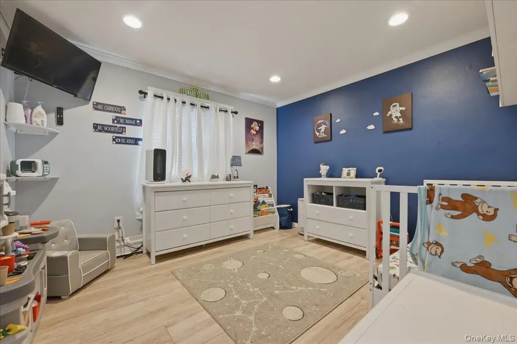 1085 Sipp Avenue Medford NY 11763