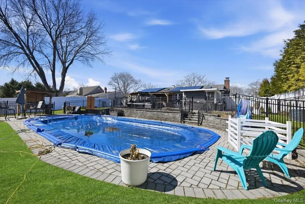 1085 Sipp Avenue Medford NY 11763