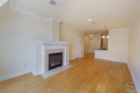 55 1st Street Pelham NY 10803