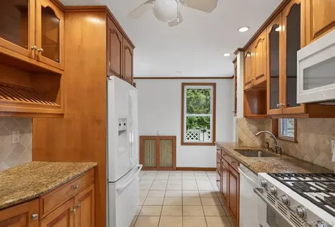 30 Blanchard Avenue Dobbs Ferry NY 10522