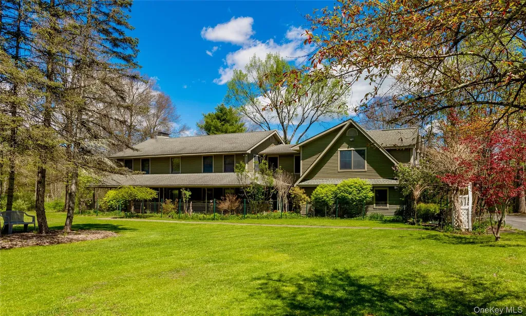 15 Unity Lane New Paltz NY 12561