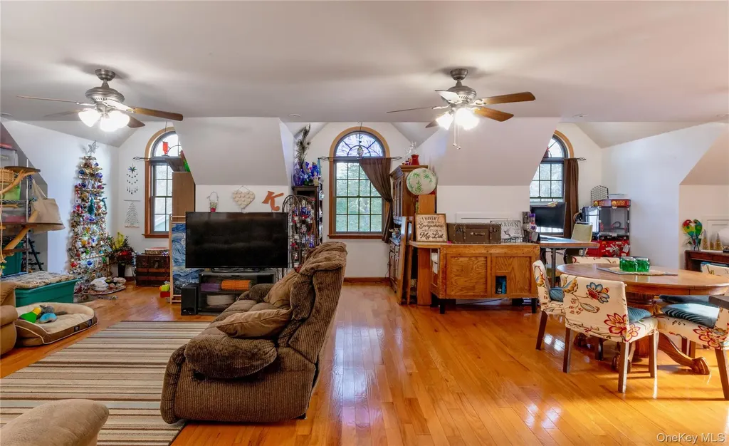 15 Unity Lane New Paltz NY 12561