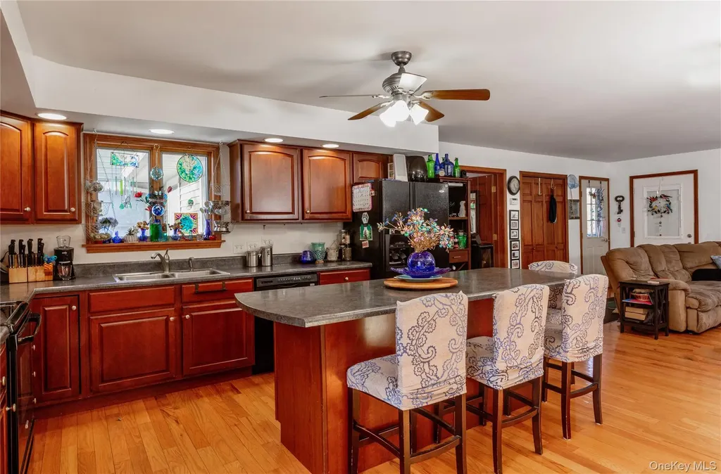 15 Unity Lane New Paltz NY 12561