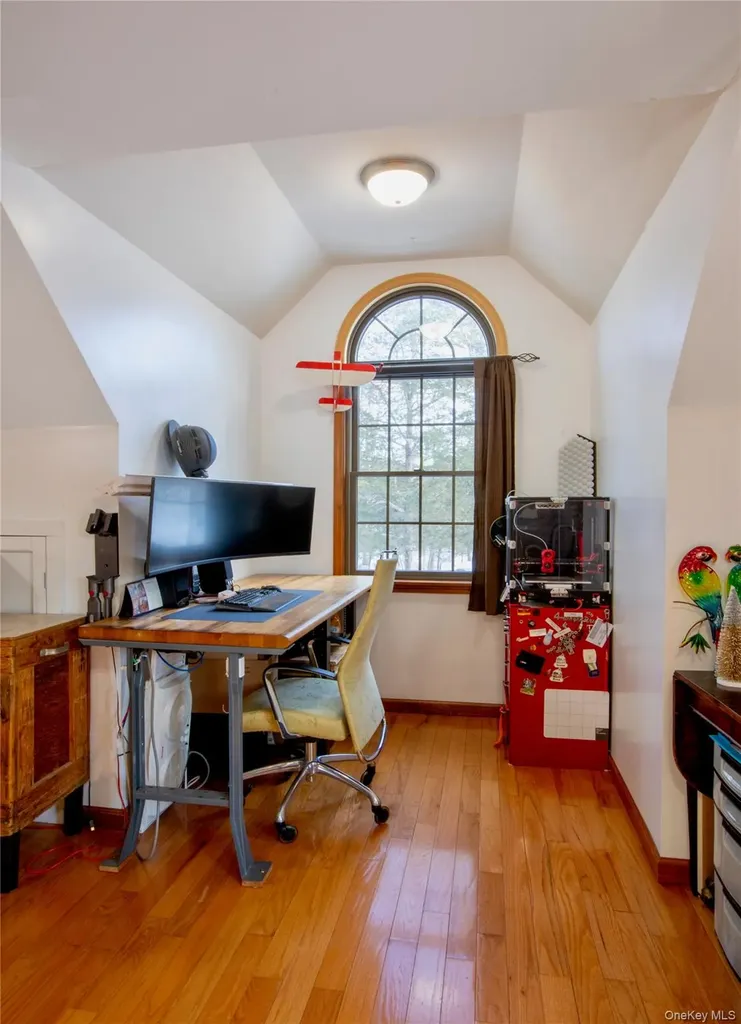 15 Unity Lane New Paltz NY 12561