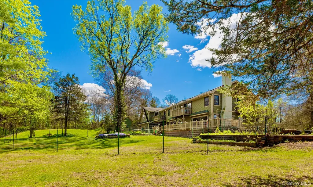 15 Unity Lane New Paltz NY 12561
