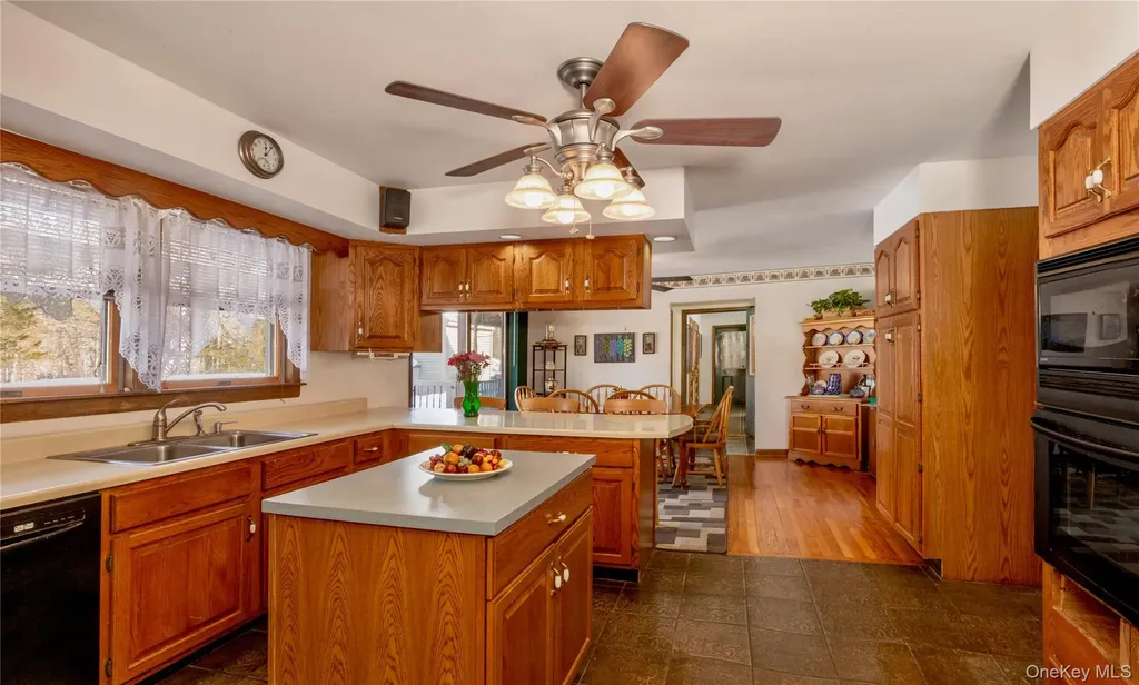 15 Unity Lane New Paltz NY 12561