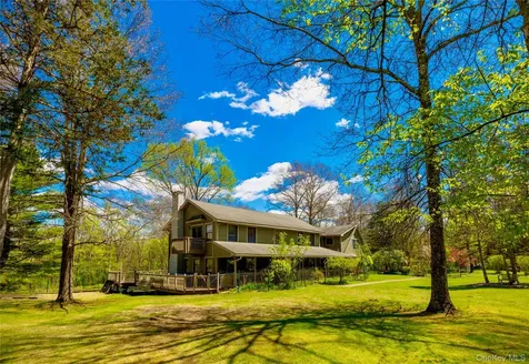 15 Unity Lane New Paltz NY 12561