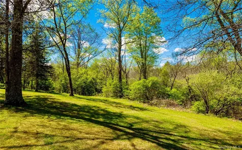 15 Unity Lane New Paltz NY 12561