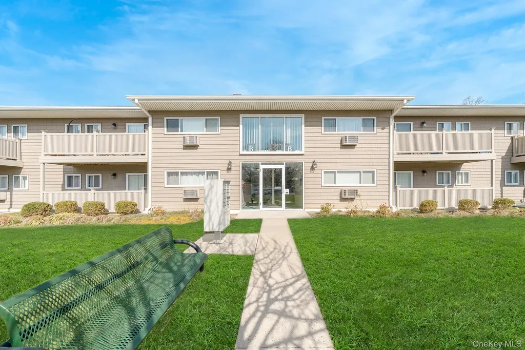365 Route 111 Smithtown NY 11787