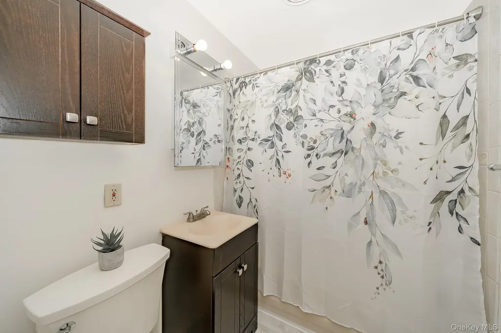 365 Route 111 Smithtown NY 11787