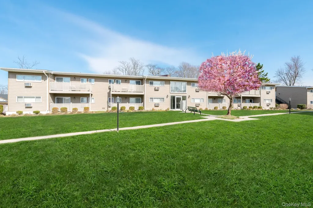 365 Route 111 Smithtown NY 11787