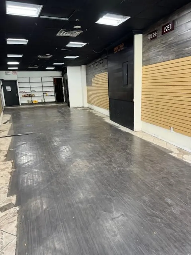95-08 35th Avenue Jackson Heights NY 11372