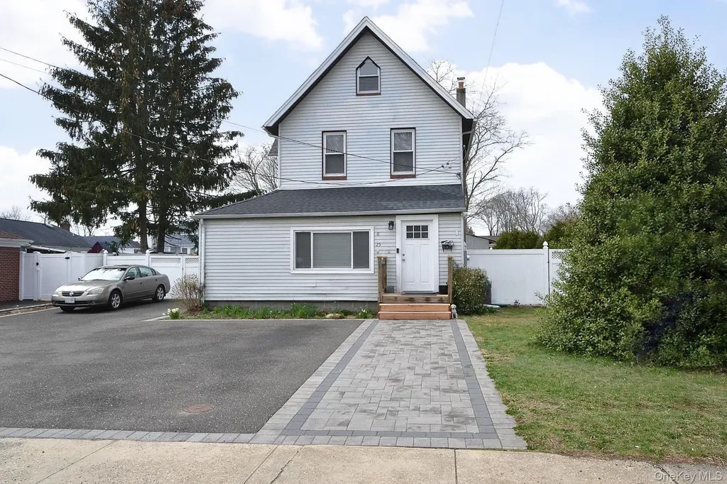 25 Hazel Street Central Islip NY 11722