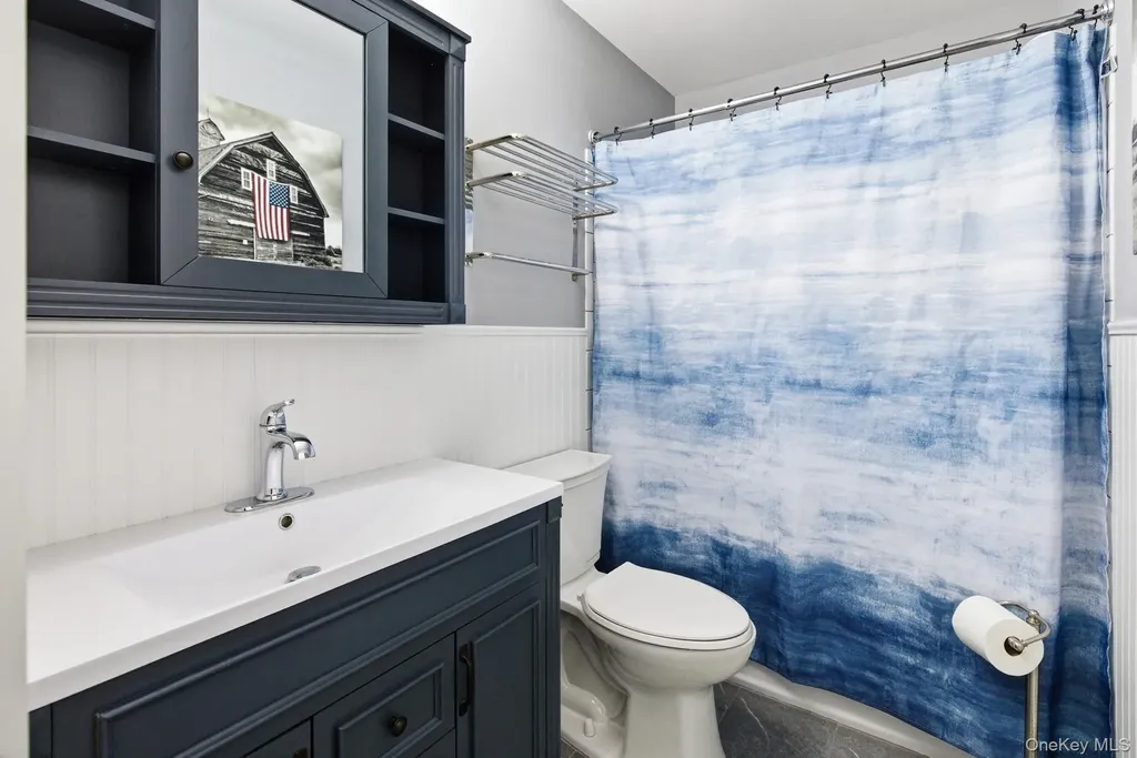 425 Macdonald Avenue Bellport NY 11713