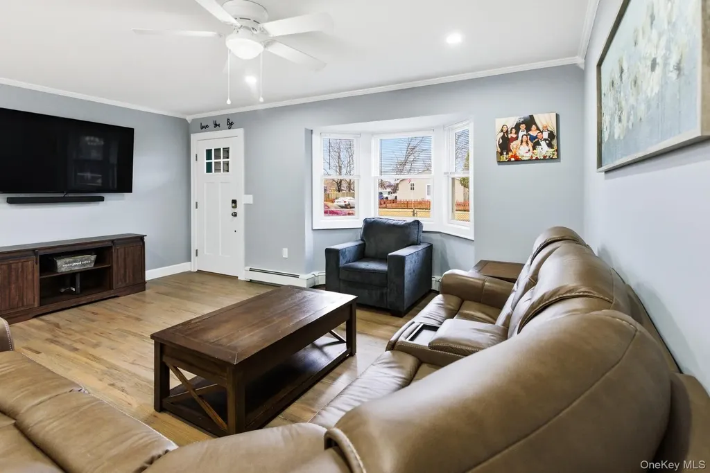 425 Macdonald Avenue Bellport NY 11713