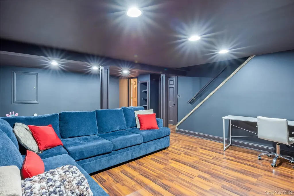 51 Plainedge Drive Bethpage NY 11714